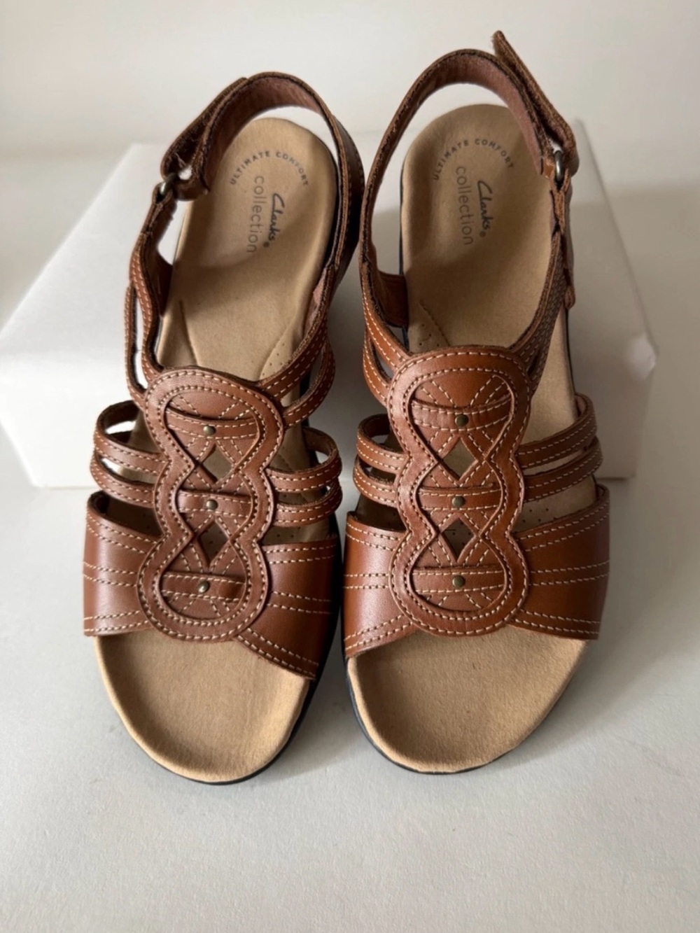 Clarks Ultimate Comfort Brown Tan Leisa Janna Leather Sandal Sz 9 GUC